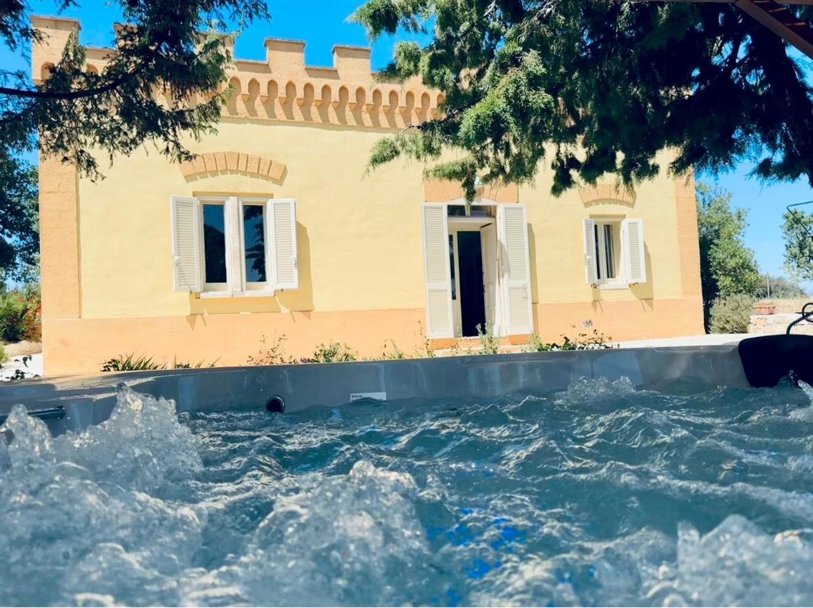 Villa Deco モノーポリ エクステリア 写真